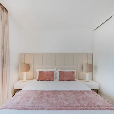 Alexandra Paradise דירה *